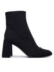 LOVE MOSCHINO Botki JA21039G1PIMX000 Czarny. Czarne botki damskie Love Moschino, z materiału, bez obcasa, na słupku, bez zapięcia. Za 1,409.00 zł.