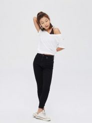 GAP Dżinsy - Skinny fit - w kolorze czarnym rozmiar: W34. Czarne jeansy damskie GAP. Za 83.42 zł.