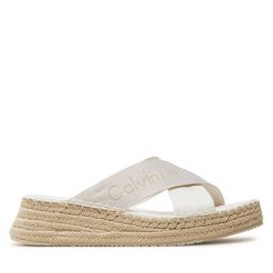 Espadryle Calvin Klein Jeans. Białe espadryle damskie Calvin Klein Jeans, bez wzorów, z jeansu, bez obcasa. Za 429.99 zł.