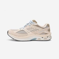 Sneakersy damskie RR2K zamszowe. Brązowe obuwie sportowe damskie Decathlon, z kauczuku, bez zapięcia, trekkingowe. Za 339.99 zł.