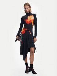 Desigual Sukienka codzienna Mila 25WWVK40 Czarny Slim Fit. Czarne sukienki damskie Desigual, bez wzorów, z bawełny, bez ramiączek. Za 389.99 zł.