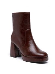 Foreverfolie Botki w kolorze brązowym rozmiar: 36. Brązowe botki damskie Foreverfolie, eleganckie, bez obcasa, bez zapięcia. Za 83.62 zł.