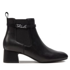 Botki KARL LAGERFELD. Czarne botki damskie KARL LAGERFELD, bez obcasa, na słupku, bez zapięcia. Za 569.99 zł.