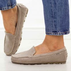 Khaki ażurowe zamszowe mokasyny damskie Potocki 09301. Brązowe mokasyny damskie POTOCKI, na jesień, z zamszu, bez obcasa. Za 149.00 zł.