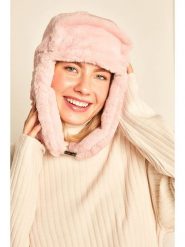 WINTERLAND Czapka w kolorze jasnoróżowym rozmiar: onesize. Różowe czapki damskie WINTERLAND, bez wzorów, z futra. Za 61.60 zł.