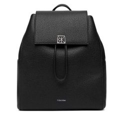 Plecak Calvin Klein. Czarne plecaki Calvin Klein, bez wzorów. Za 649.99 zł.