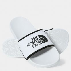 Klapki damskie The North Face Base Camp Slide Iii. Białe klapki damskie The North Face, bez wzorów, z materiału, bez obcasa, bez zapięcia. Za 275.00 zł.