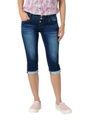 Timezone Rybaczki dżinsowe "Enya" - Slim fit - w kolorze granatowym rozmiar: W24. Niebieskie szorty damskie Timezone, z aplikacjami. Za 139.20 zł.