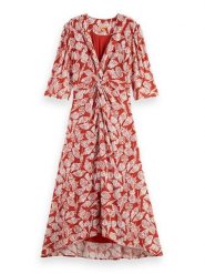 Scotch & Soda Sukienka w kolorze czerwonym rozmiar: 38. Czerwone sukienki damskie Scotch & Soda, bez wzorów, z wiskozy, bez ramiączek. Za 245.96 zł.