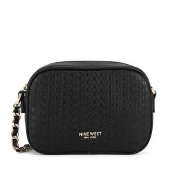 Torebka Nine West. Czarne listonoszki damskie Nine West, bez wzorów, bez dodatków. Za 159.99 zł.