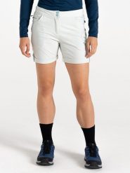 Dare 2b Szorty trekkingowe "Melodic III" w kolorze białym rozmiar: 36. Białe spodenki sportowe damskie Dare 2b, bez wzorów, outdoorowe. Za 78.99 zł.