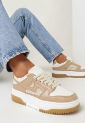 Ciemnobeżowe Sneakersy Ozdobione Futerkiem Verinne. Brązowe obuwie sportowe damskie Born2be, z jeansu, bez zapięcia. Za 44.99 zł.