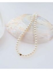 Heliophilia Naszyjnik z cyrkoniami rozmiar: onesize. Białe naszyjniki damskie Heliophilia, z cyrkonią, z mosiądzu. Za 30.99 zł.