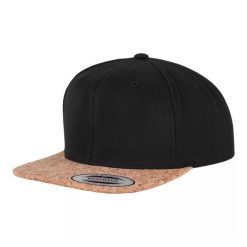 Czapka Z Daszkiem Cork Snapback Cap. Czarne czapki z daszkiem damskie FLEXFIT, bez wzorów. Za 104.99 zł.