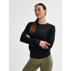 Bluza damska Hummel Active. Czarne bluzy damskie Hummel, bez wzorów, z materiału, bez kaptura. Za 227.00 zł.