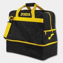 Torba sportowa Joma Training III. Czarne torby sportowe Joma, bez wzorów. Za 275.50 zł.