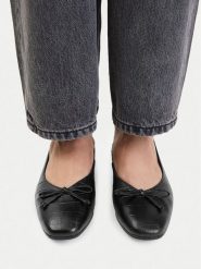 Lasocki Baleriny CEO-RST-ROMI-105 Czarny. Czarne balerinki damskie Lasocki, bez wzorów, ze skóry. Za 179.99 zł.