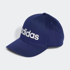 Czapka z daszkiem ADIDAS. Białe czapki z daszkiem damskie Adidas, bez wzorów, z bawełny. Za 39.99 zł.