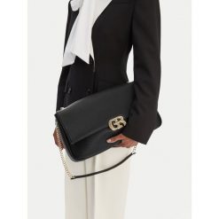 Torebka GINO ROSSI. Czarne torebki klasyczne damskie Gino Rossi, bez dodatków. Za 329.99 zł.