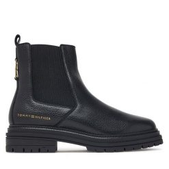 Sztyblety Tommy Hilfiger. Czarne botki damskie Tommy Hilfiger, bez obcasa, na płaskiej podeszwie, bez zapięcia. Za 749.99 zł.