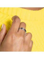 L'atelier précieux Srebrny pierścionek z cyrkoniami rozmiar: 52. Szare pierścionki damskie l'Atelier precieux, z cyrkonią, srebrne. Za 162.49 zł.