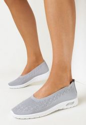 Szare Wsuwane Tenisówki z Ozdobną Perforacją Denita. Szare obuwie sportowe damskie Born2be, bez zapięcia, tenisowe. Za 54.99 zł.