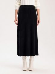 BGN Spódnica w kolorze czarnym rozmiar: 36. Czarne spódnice damskie BGN, na imprezę, bez wzorów, z wełny, maxi. Za 109.95 zł.