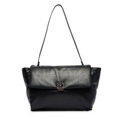 Torebka Calvin Klein. Czarne torebki klasyczne damskie Calvin Klein, bez dodatków. Za 649.99 zł.