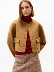 Tommy Hilfiger kurtka pudełkowa z zawartością wełny Kobiety brązowy, 42. Brązowe kurtki damskie Tommy Hilfiger, bez wzorów, z wełny, bez kaptura. Za 849.95 zł.
