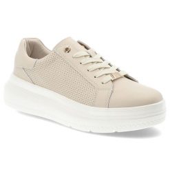 Beżowe Sneakersy Filippo Wygodne Obuwie Damskie. Brązowe obuwie sportowe damskie Filippo, na wiosnę, z materiału, bez zapięcia. Za 229.00 zł.