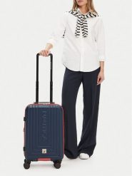 Nautica Walizka kabinowa WB-NTC-KS-003-07-S Granatowy. Niebieskie walizki Nautica, bez wzorów, z tworzywa sztucznego. Za 279.99 zł.