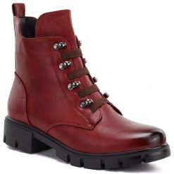 Botki damskie workery ocieplane czerwone M.Daszyński MR23123. Czerwone botki damskie M.Daszyński, ze skóry ekologicznej, bez obcasa, bez zapięcia. Za 159.99 zł.