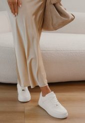 Białe Sneakersy z Perforacją na Nosku Elletia. Białe obuwie sportowe damskie Born2be, z bawełny, bez zapięcia. Za 79.99 zł.