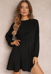 Czarna Sukienka Rozkloszowana z Gumką w Pasie Thelo. Czarne sukienki damskie Renee, bez wzorów, z tkaniny, eleganckie, bez ramiączek. W wyprzedaży za 63.99 zł.