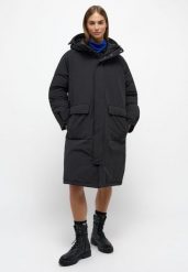 DAMSKA KURTKA ZIMOWA PIKOWANA MUSTANG Long Parka Moonless Night 1014581 4137. Brązowe parki damskie Mustang, na zimę, xs, z bawełny, bez kaptura. W wyprzedaży za 219.99 zł.