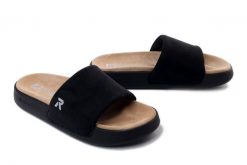 Rieker W3250-00 Czarny, klapki damskie. Czarne klapki damskie Rieker, bez wzorów, bez obcasa, bez zapięcia. Za 249.90 zł.