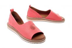 ARTIKER RELAKS 50C0852 koralowy, sandały damskie. Brązowe sandały damskie Artiker Relaks, bez wzorów, ze skóry, bez obcasa, bez zapięcia. Za 259.90 zł.