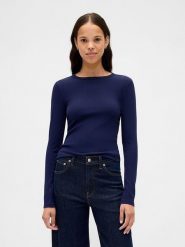 GAP Koszulka w kolorze granatowym rozmiar: XL. Niebieskie bluzki damskie GAP, xl, bez wzorów, bez kołnierzyka, bez ramiączek. Za 66.00 zł.