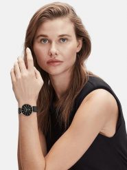 Liebeskind Zegarek kwarcowy w kolorze różowozłoto-czarnym rozmiar: onesize. Czarne, analogowe zegarki damskie Liebeskind, ze stali. Za 321.39 zł.