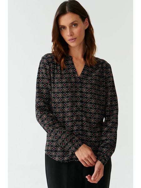 TATUUM Koszula w kolorze czarnym rozmiar: 36. Czarne koszule damskie TATUUM, s, bez wzorów, z wiskozy, klasyczne, bez kołnierzyka, bez ramiączek. Za 61.17 zł.