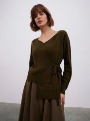 BGN Kardigan w kolorze khaki rozmiar: 34. Brązowe kardigany damskie BGN, bez wzorów, z wełny. Za 78.99 zł.