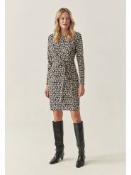 TATUUM Sukienka "Kilig" w kolorze czarno-kremowym rozmiar: XL. Czarne sukienki damskie TATUUM, bez wzorów, bez ramiączek. Za 190.63 zł.