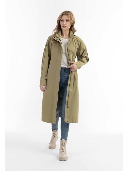Schmuddelwedda Płaszcz przejściowy w kolorze oliwkowym rozmiar: M. Zielone płaszcze damskie Schmuddelwedda, m, bez wzorów, z tkaniny, bez kaptura. Za 227.31 zł.