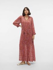 Vero Moda Sukienka w kolorze czerwono-pomarańczowym rozmiar: M. Czerwone sukienki damskie Vero Moda, bez wzorów, bez ramiączek. Za 123.53 zł.