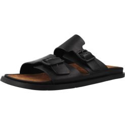 Sandały CAMPER CRUISE LLUCSAND Czarny. Czarne sandały damskie Camper, bez wzorów, ze skóry, bez obcasa, bez zapięcia. Za 531.14 zł.