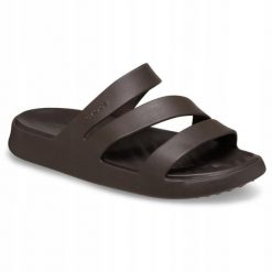 Klapki Dla Dorosłych Crocs Getaway Strappy. Brązowe klapki damskie Crocs, bez wzorów, z materiału, bez obcasa, bez zapięcia. Za 139.99 zł.