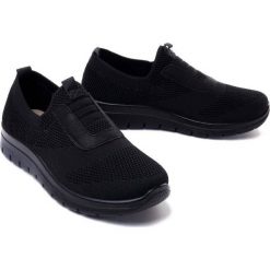 ARTIKER RELAKS 48C1322 czarny, półbuty damskie. Czarne półbuty damskie Artiker Relaks, bez wzorów, bez obcasa, bez zapięcia. Za 124.90 zł.