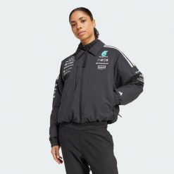 Bluza Mercedes - AMG Petronas Formula One Team. Białe bluzy damskie Adidas, l, bez wzorów, z materiału, bez kaptura. Za 899.00 zł.