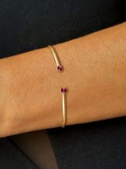 DIA DIAMONDS Pozłacana bransoletka z rubinami rozmiar: onesize. Czerwone bransoletki damskie DIA DIAMONDS, pozłacane. Za 214.70 zł.