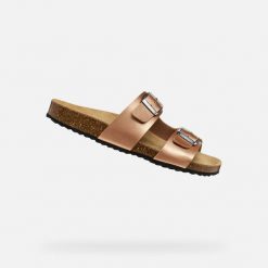 Sandały GEOX D BRIONIA Brąz. Czerwone sandały damskie Geox, bez wzorów, z syntetyku, bez obcasa, bez zapięcia. Za 278.99 zł.